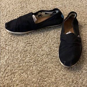 Women’s Toms
